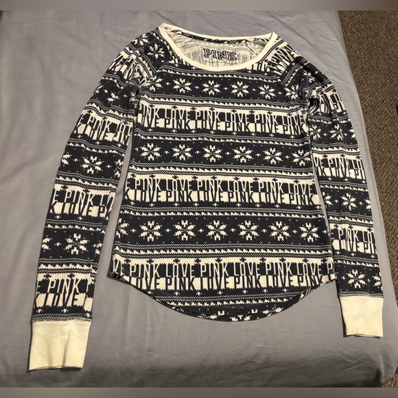 PINK Victoria's Secret Tops - Victoria’s Secret VS PINK Cream/Off White Black Printed Long Sleeve Top Size S